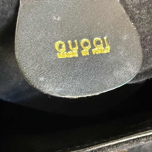 Elegant Black Leather, Suede Gucci Bag - Picture 10 of 12